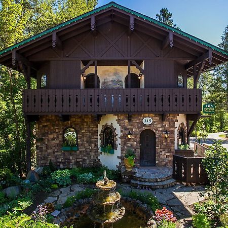 Storybook Riverside Inn Leavenworth Esterno foto
